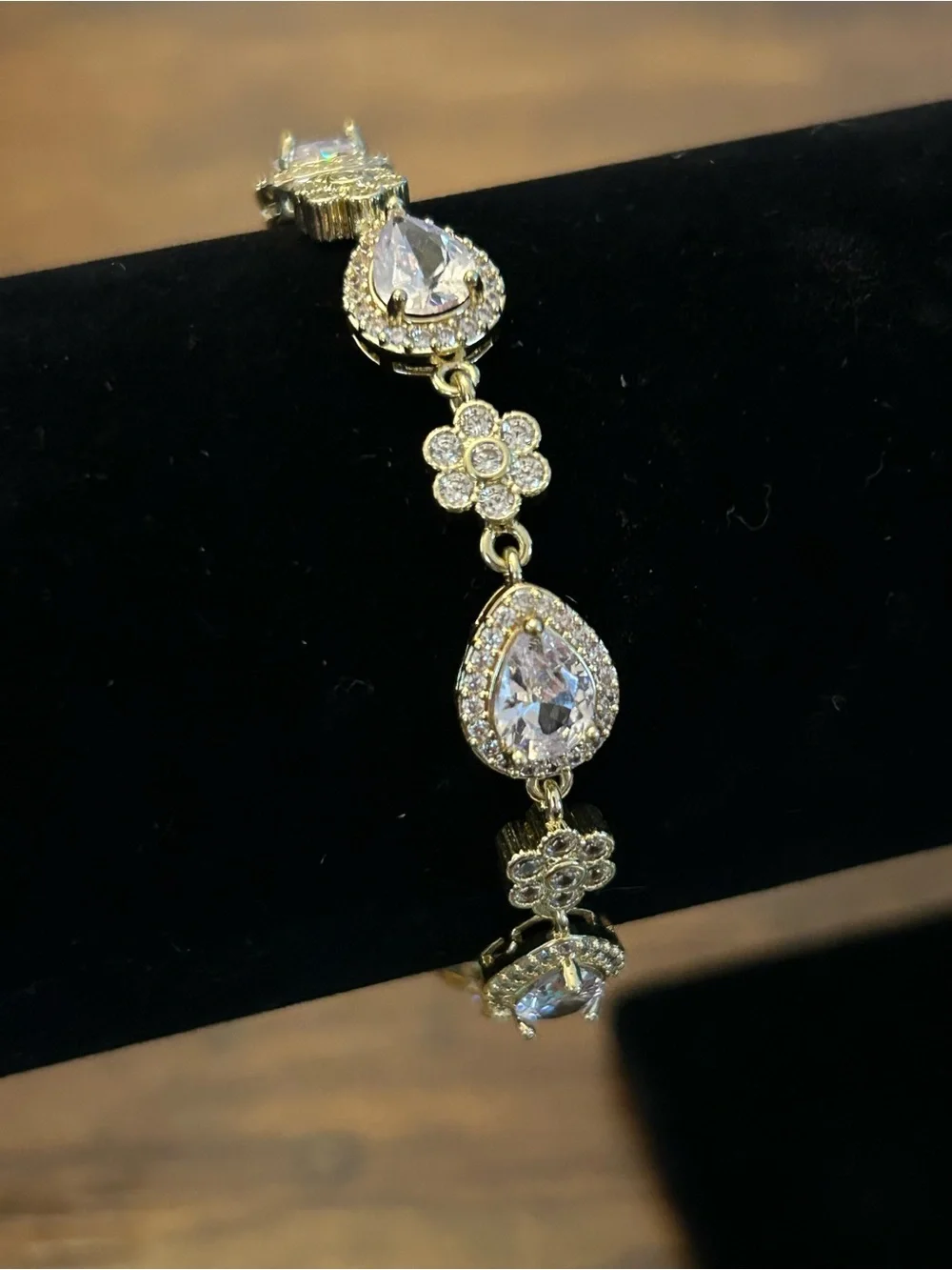 Gold-Tone Teardrop Crystal Bracelet - Elegant Floral Link